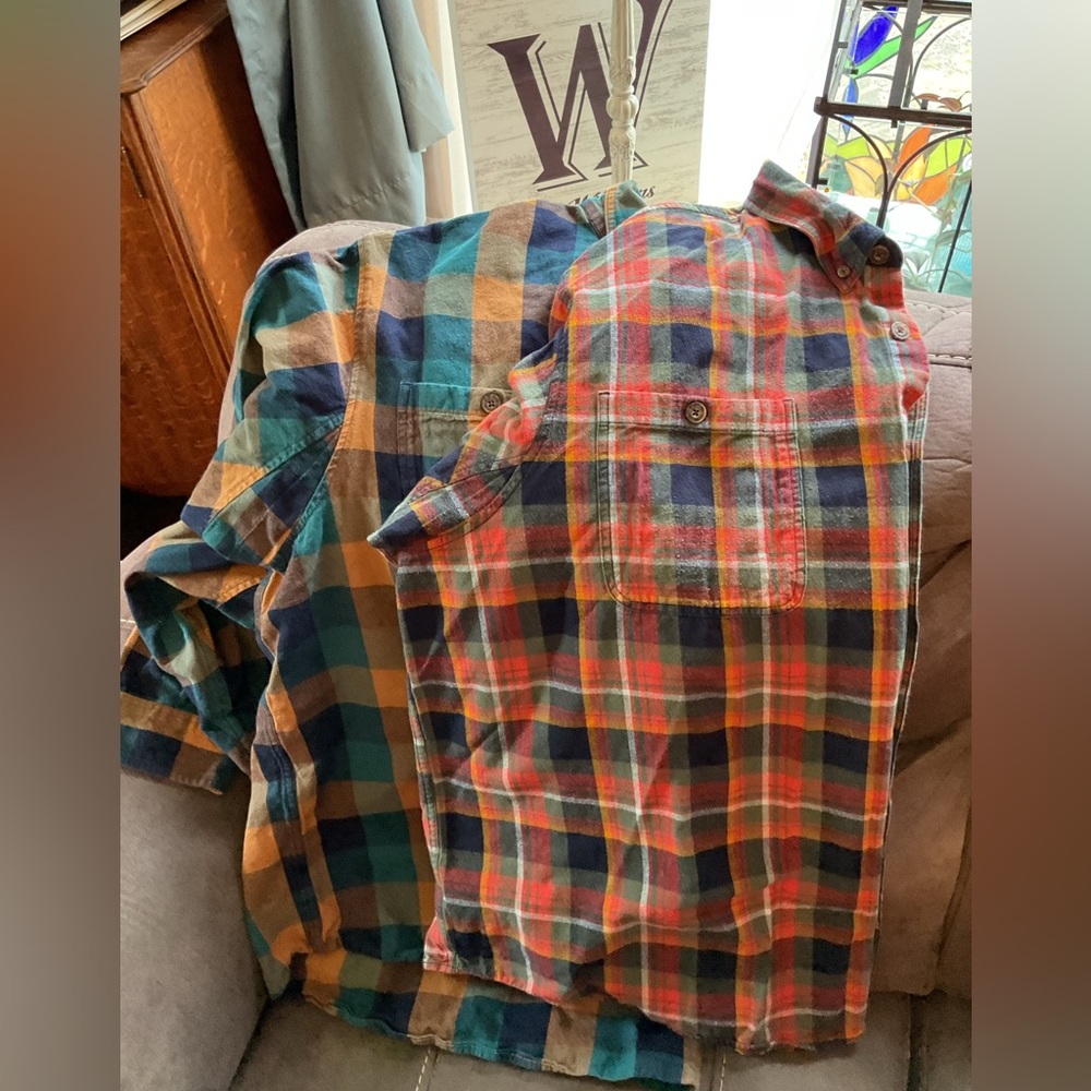 Bundle (2) Men’s Duluth Trading Flannel Shirts